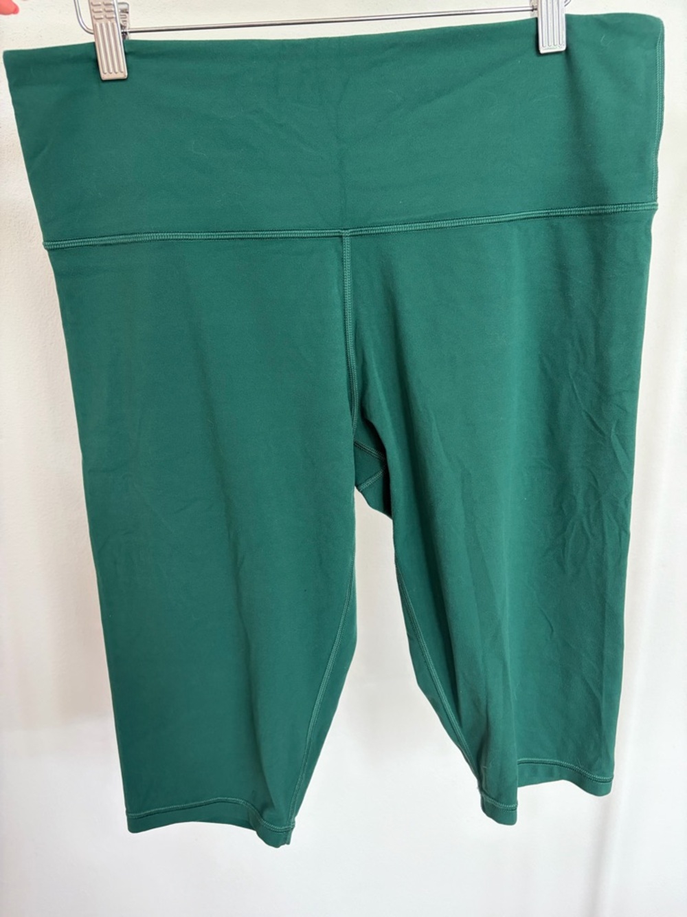 Athleta Green Crop Leggings